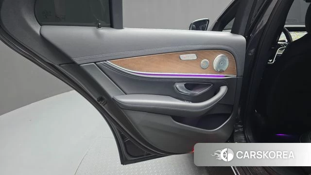 Mercedes-Benz E-Class W213 id 4231299 из Кореи 17