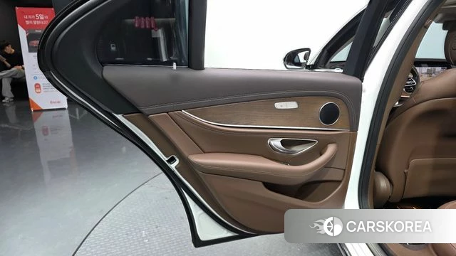 Mercedes-Benz E-Class W213 id 4424638 из Кореи 17