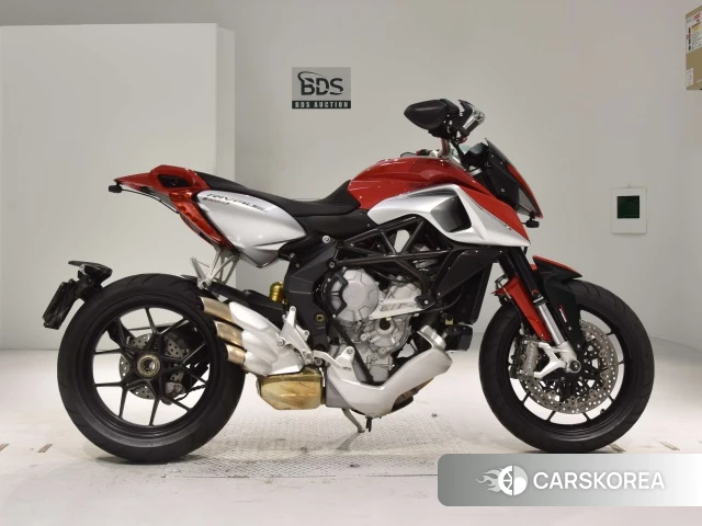 Проданный MV AGUSTA STRADALE 800 id 4165795 из Японии