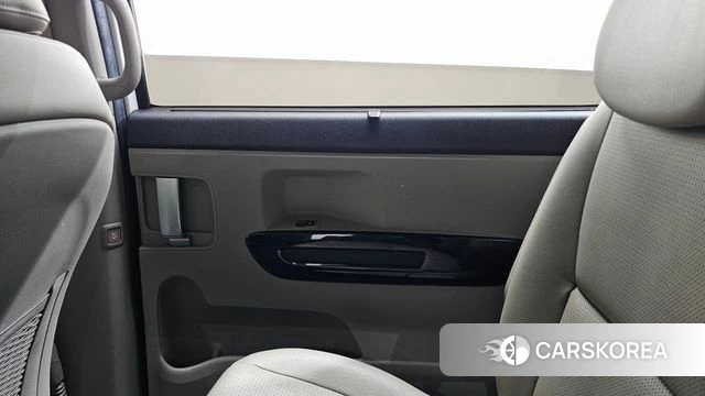 Kia The New Carnival id 4637918 из Кореи 17