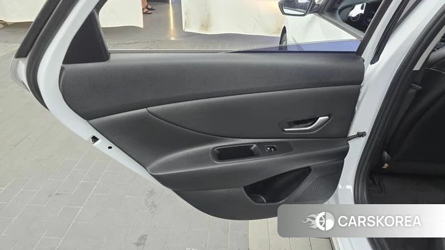 Hyundai Avante Hybrid (CN7) id 4603593 из Кореи 17