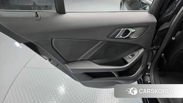 BMW 1 Series (F40) id 4203116 из Кореи 17