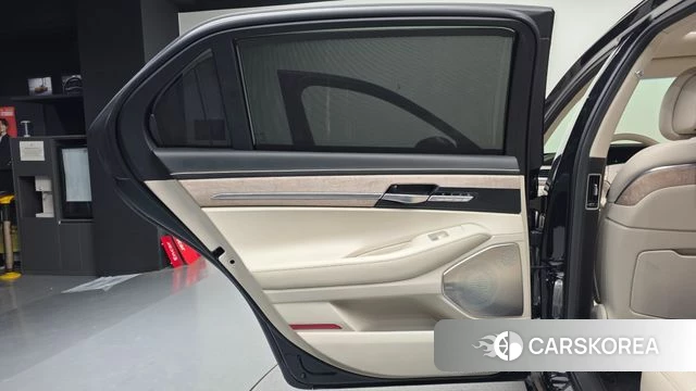 Genesis G90 id 4688769 из Кореи 17