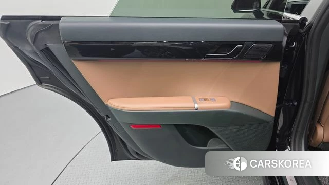 Hyundai Grandeur Hybrid (GN7) id 4917004 из Кореи 17