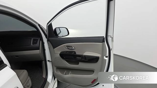 Kia The New Carnival id 4417343 из Кореи 17