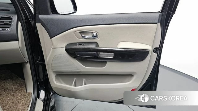 Kia The New Carnival id 4268873 из Кореи 17