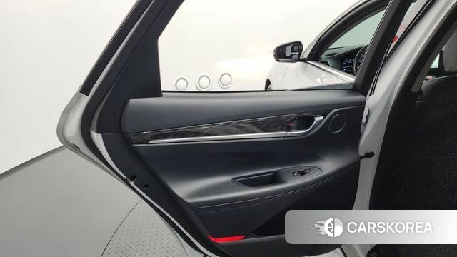 Hyundai Grandeur IG id 4188332 из Кореи 17