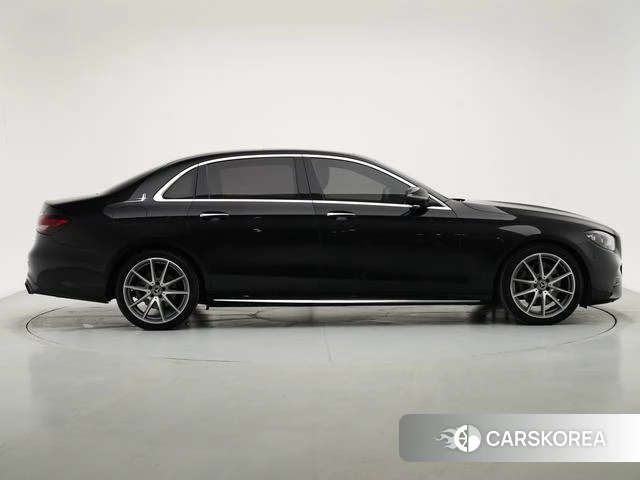 Mercedes-Benz E-class id 4258186 из Китая 17