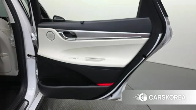 Hyundai The New Grandeur IG id 4428306 из Кореи 17