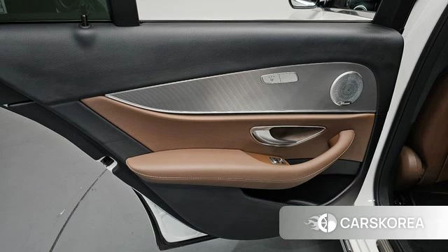 Mercedes-Benz E-Class W213 id 4525507 из Кореи 17