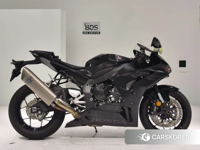 Проданный Honda CBR1000RR-R FIREBLADE id 4177129 из Японии