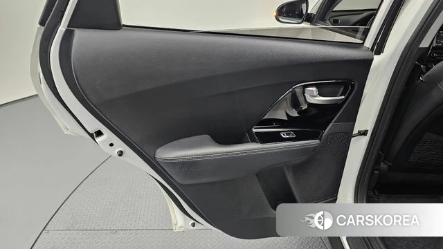 Kia Niro id 4411340 из Кореи 17