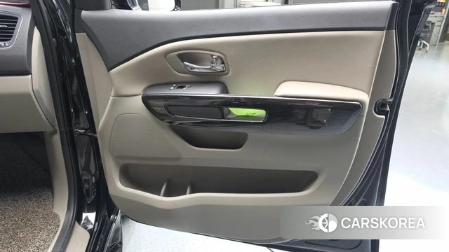 Kia The New Carnival id 4693707 из Кореи 17