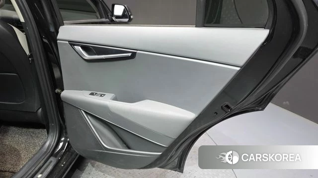 Kia Di Ol Nu Niro id 4475567 из Кореи 17