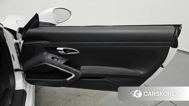 Porsche 718 Boxster id 4225500 из Кореи 17