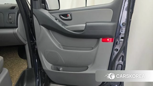 Hyundai The New Grand Starex id 4872717 из Кореи 17