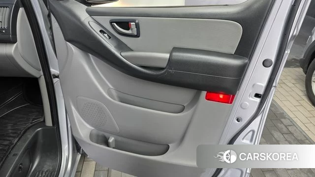 Hyundai The New Grand Starex id 4568791 из Кореи 17