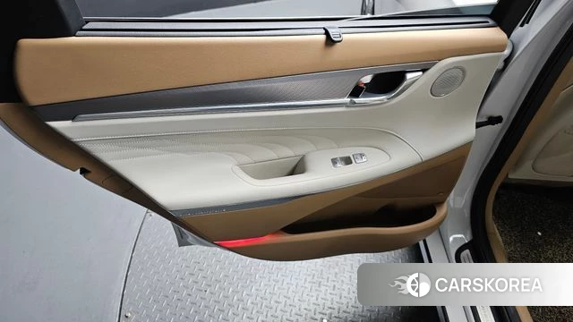 Hyundai The New Grandeur IG Hybrid id 4490158 из Кореи 17