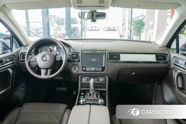 Volkswagen Touareg id 4215214 из Китая 17
