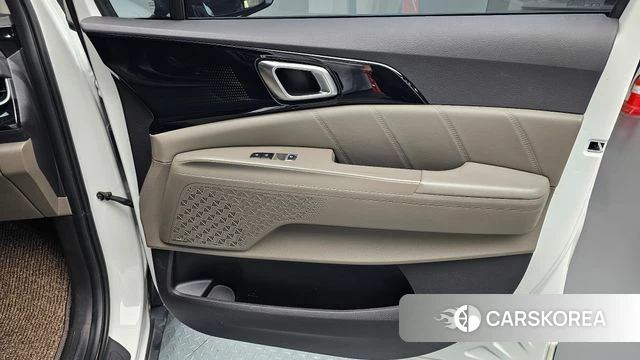 Kia The New Carnival 4th Generation id 4442307 из Кореи 17