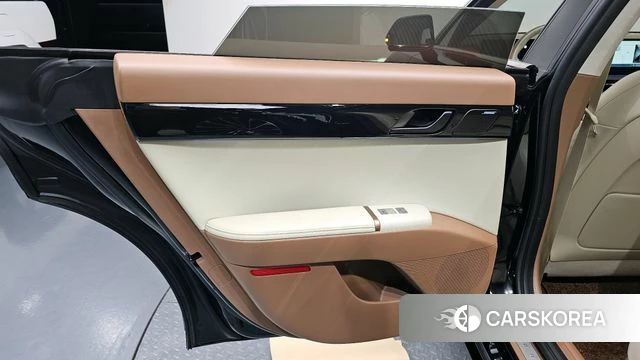 Hyundai Grandeur (GN7) id 4408675 из Кореи 17