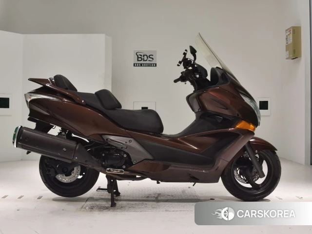 Проданный Honda SILVER WING 400 GT 2010 из Японии, фото 2