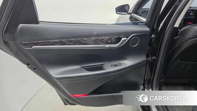 Hyundai Grandeur IG id 4305225 из Кореи 17
