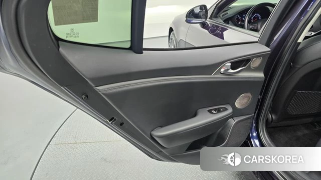Kia Stinger id 4425072 из Кореи 17