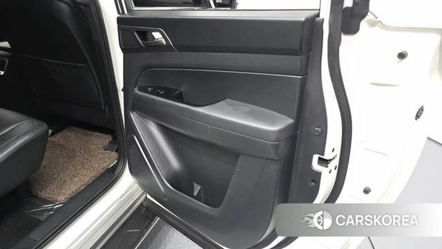Ssangyong The New Rexton Sports Cannes id 4414636 из Кореи 17
