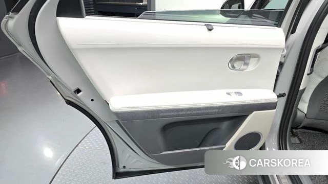 Hyundai Ionic 5 id 4894318 из Кореи 17