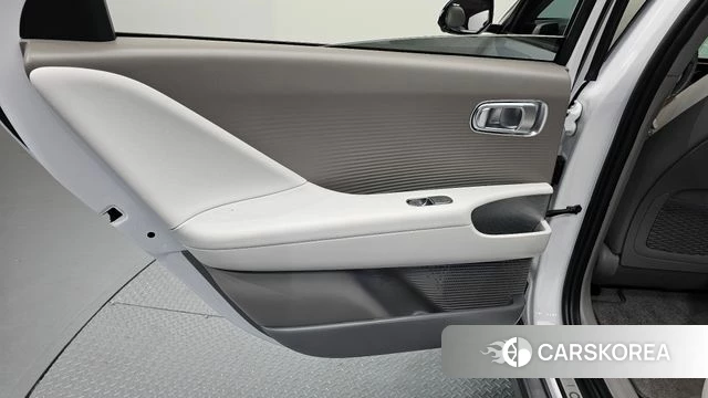 Hyundai Ionic 6 id 4292329 из Кореи 17