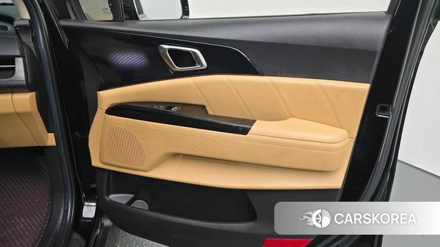 Kia Carnival 4th generation id 4672015 из Кореи 17