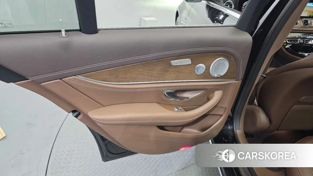 Mercedes-Benz E-Class W213 id 4203400 из Кореи 17