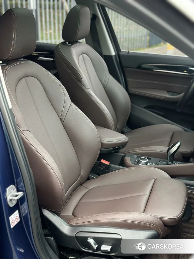 BMW X1 id 4264056 из Китая 17
