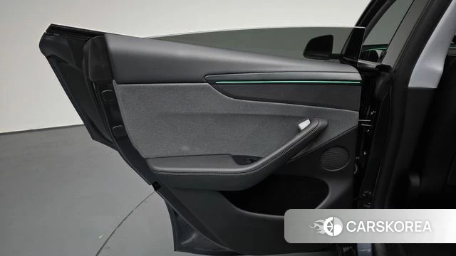 Tesla Model Y id 4862798 из Кореи 17