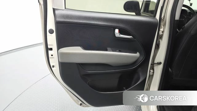 Kia The New Kia Ray id 4898349 из Кореи 17