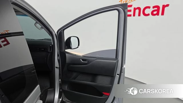 Hyundai Staria id 4243875 из Кореи 17