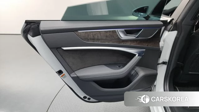 Audi A7 (4K) id 4424242 из Кореи 17