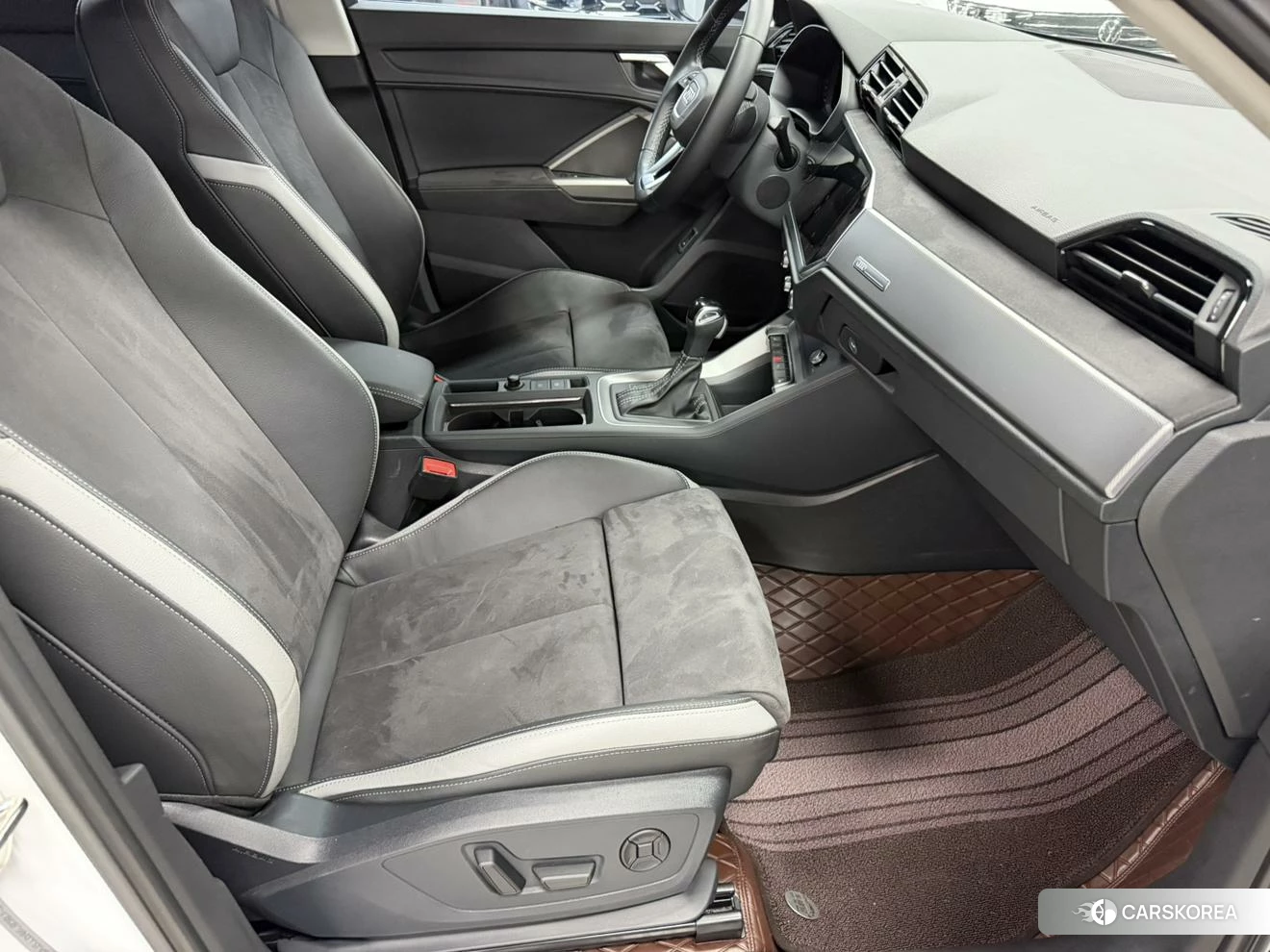 Audi Q3 id 4498804 из Китая 17