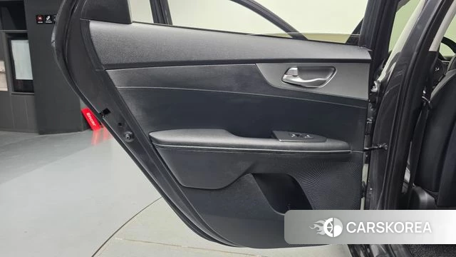 Kia Come New K3 id 4403591 из Кореи 17