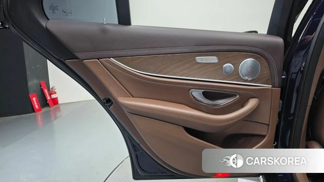Mercedes-Benz E-Class W213 id 4377866 из Кореи 17