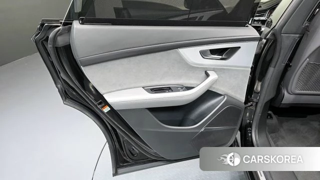 Audi Q8 (4M) id 4266711 из Кореи 17