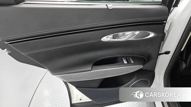 Genesis GV70 id 4573479 из Кореи 17