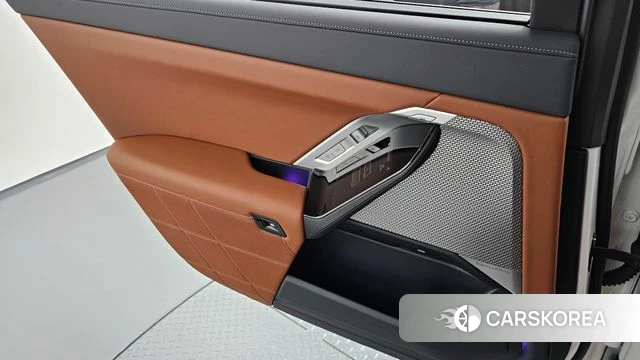 BMW 7 Series (G70) id 4200718 из Кореи 17