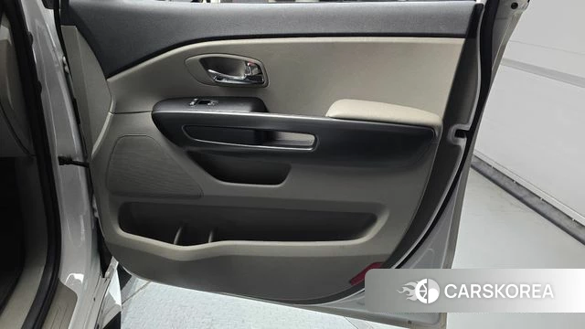 Kia The New Carnival id 4459581 из Кореи 17