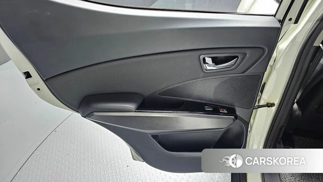 Ssangyong Tivoli Air id 4251116 из Кореи 17