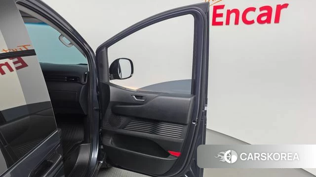 Hyundai Staria id 4242983 из Кореи 17