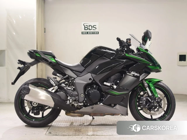 Проданный Kawasaki NINJA 1000 SX 2022 из Японии