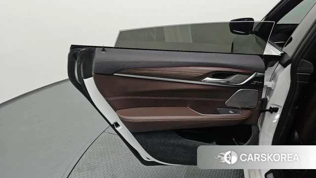 BMW 6 Series GT (G32) id 4231996 из Кореи 17