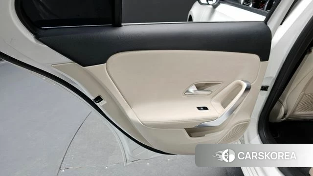 Mercedes-Benz A-Class W177 id 4354990 из Кореи 17